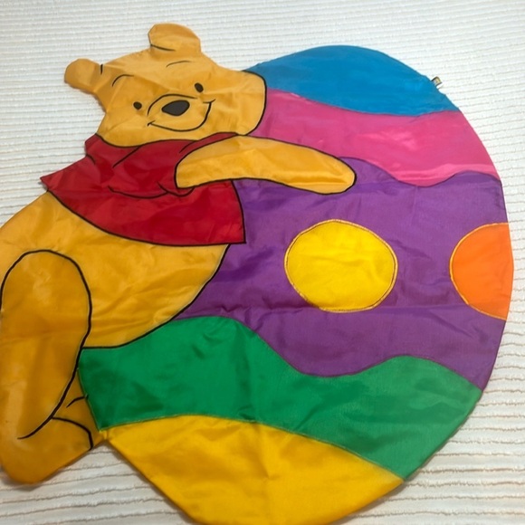 VTG Disney Winnie the Pooh Easter Standard House Flag Wind-sculpt, Shaped Flag - Picture 1 of 7
